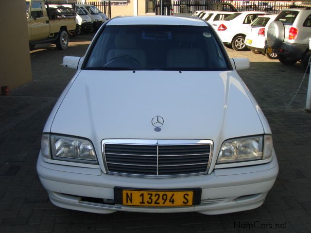 Used Mercedes-Benz C180 | 1990 C180 for sale | Windhoek Mercedes-Benz ...