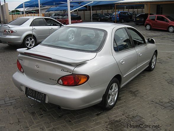 Hyundai elantra 1999