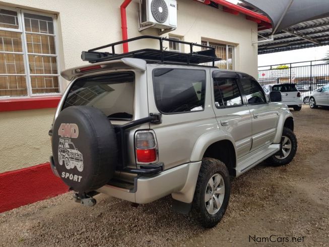 Toyota hilux surf 2