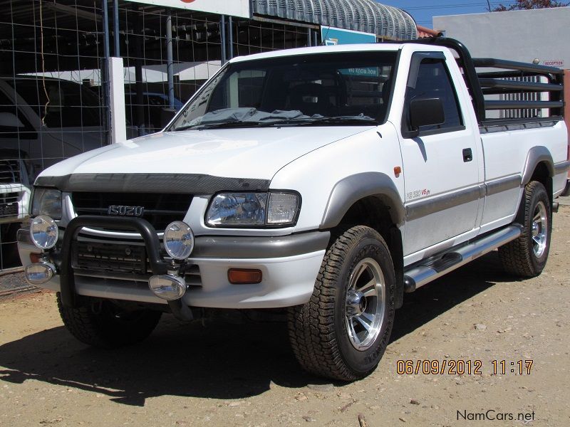 Used Isuzu Kb 320 Lx V6 4x4 Pu Sc 2001 Kb 320 Lx V6 4x4 Pu Sc For