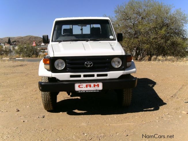 Used Toyota Land Cruiser 4.5i Bakkie | 2002 Land Cruiser 4.5i Bakkie