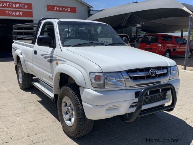 Toyota hilux 2003