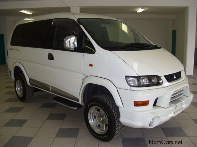 Delica mitsubishi 2004