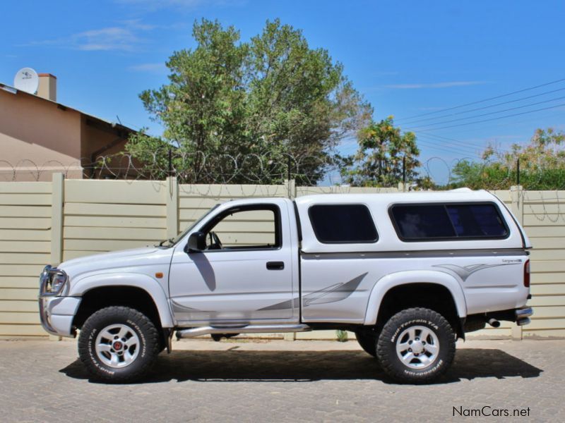 Used Toyota Hilux Legend 35 | 2005 Hilux Legend 35 for sale | Windhoek ...