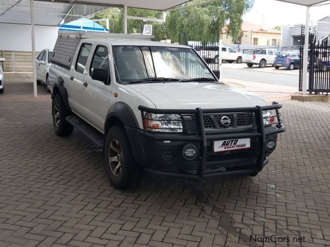 Nissan np300 2010