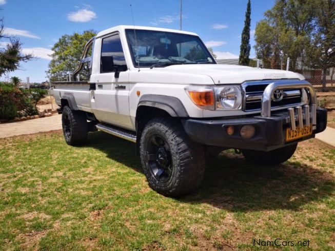 Used Toyota Land Cruiser S/C Bakkie 4.0 V6 | 2010 Land Cruiser S/C ...