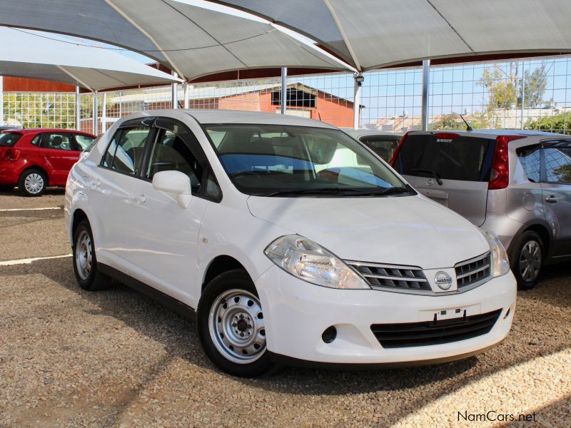 Nissan tiida 4wd