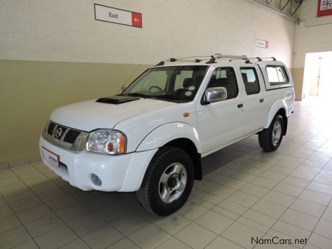 Nissan np300 2012