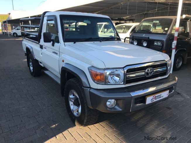 Used Toyota Land Cruiser 4.2 P/U | 2014 Land Cruiser 4.2 P/U for sale ...