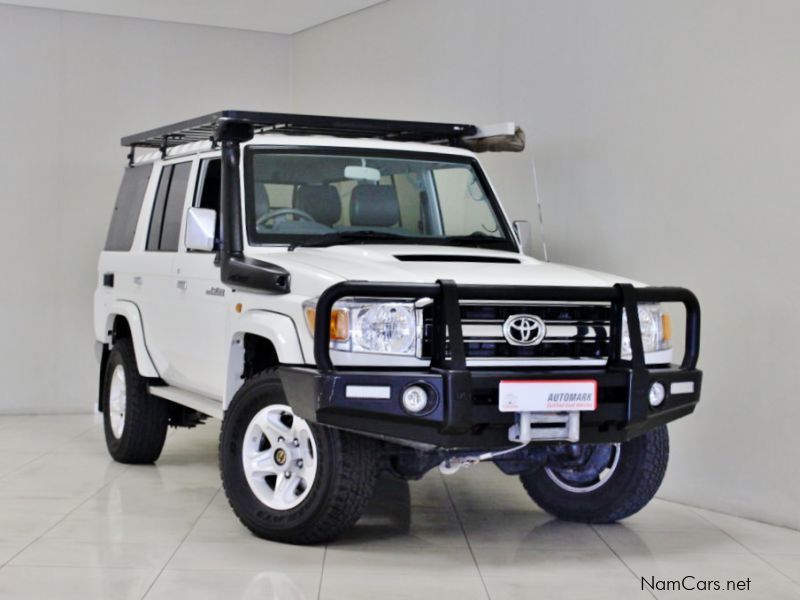 Toyota land cruiser lx