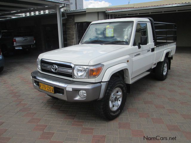 Used Toyota Landcruiser V6 | 2015 Landcruiser V6 for sale | Windhoek ...