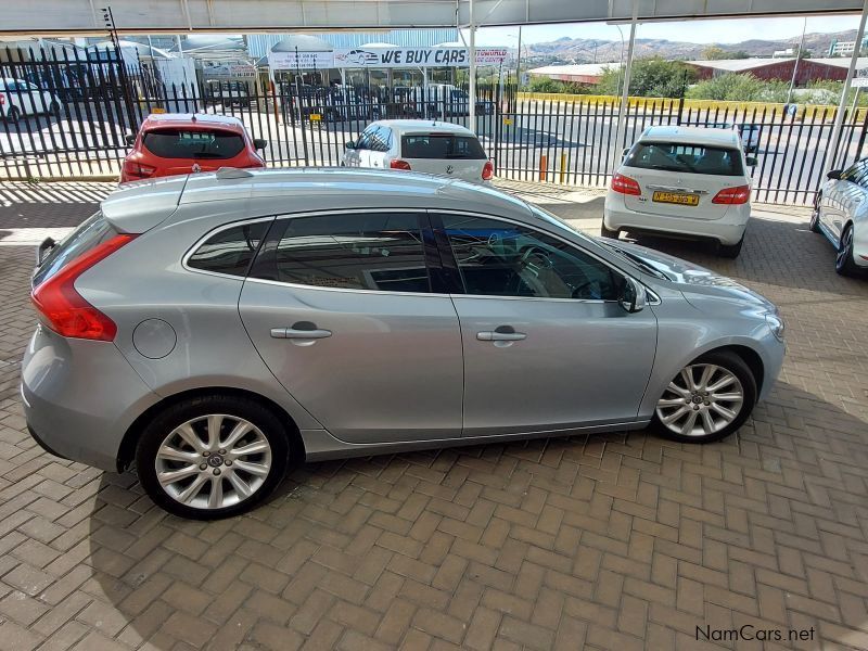 Used Volvo V40 D2 Excel | 2015 V40 D2 Excel for sale | Windhoek Volvo ...