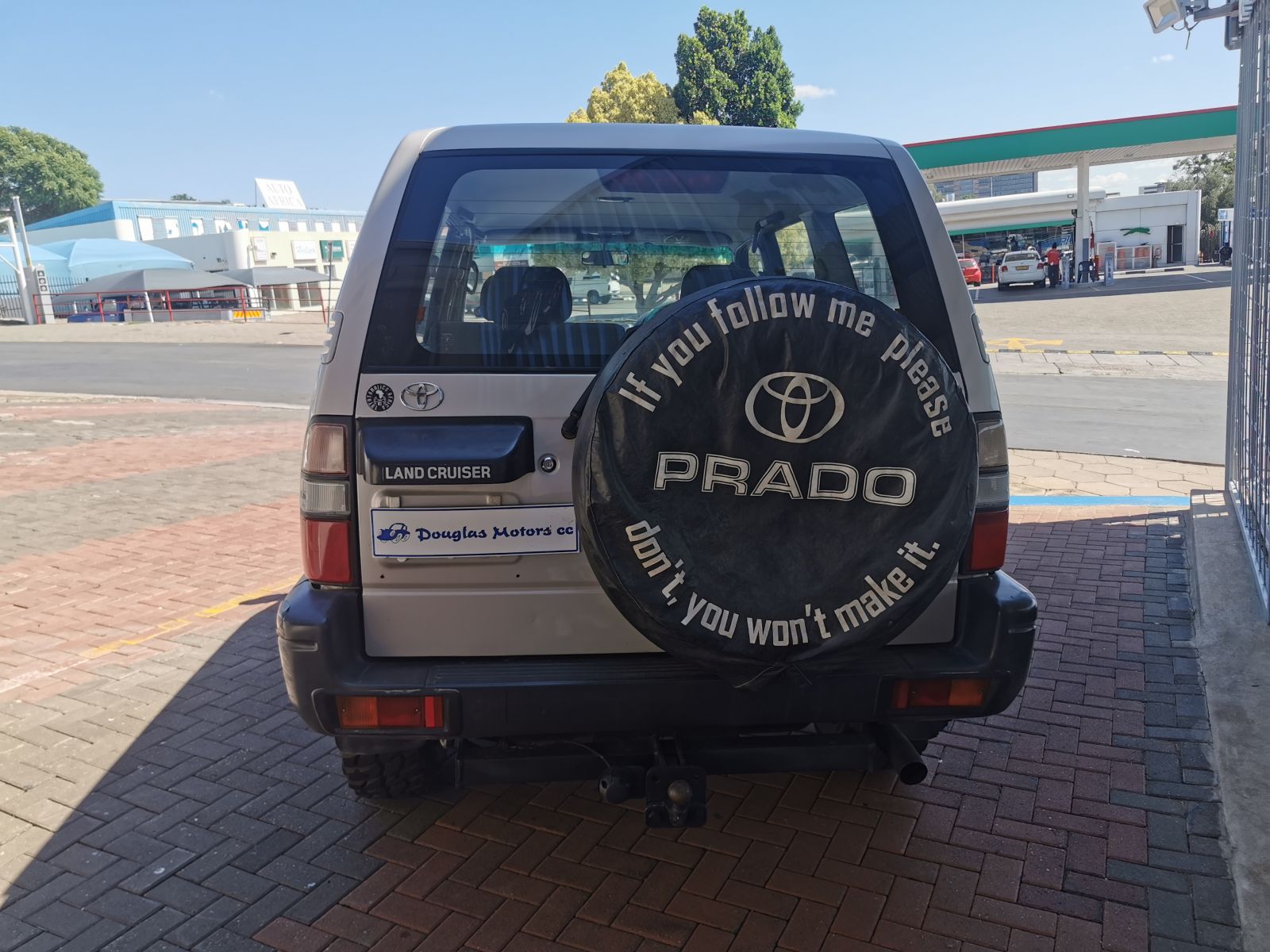 Toyota Prado 3.4 V6 A/T in Namibia