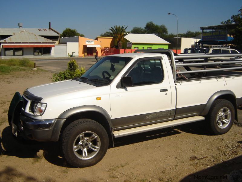 1999 nissan hardbody