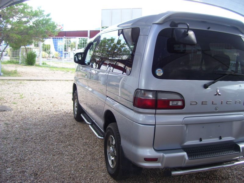 Mitsubishi delica p45v