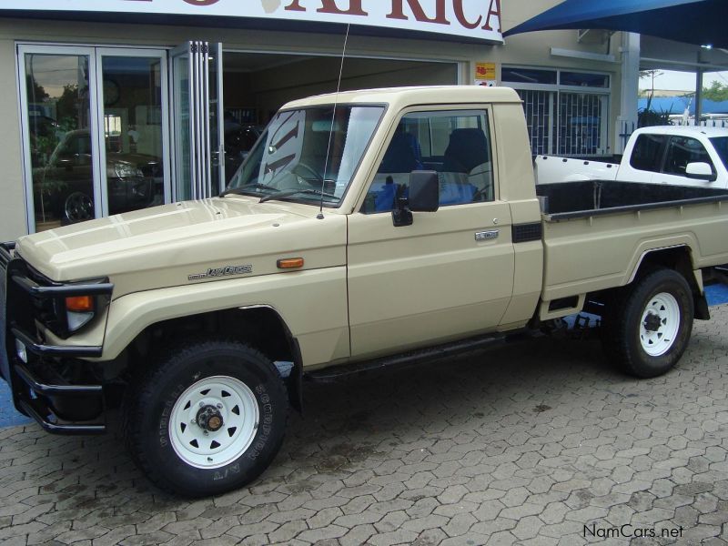 Used Toyota Land Cruiser | 2005 Land Cruiser for sale | Windhoek Toyota ...