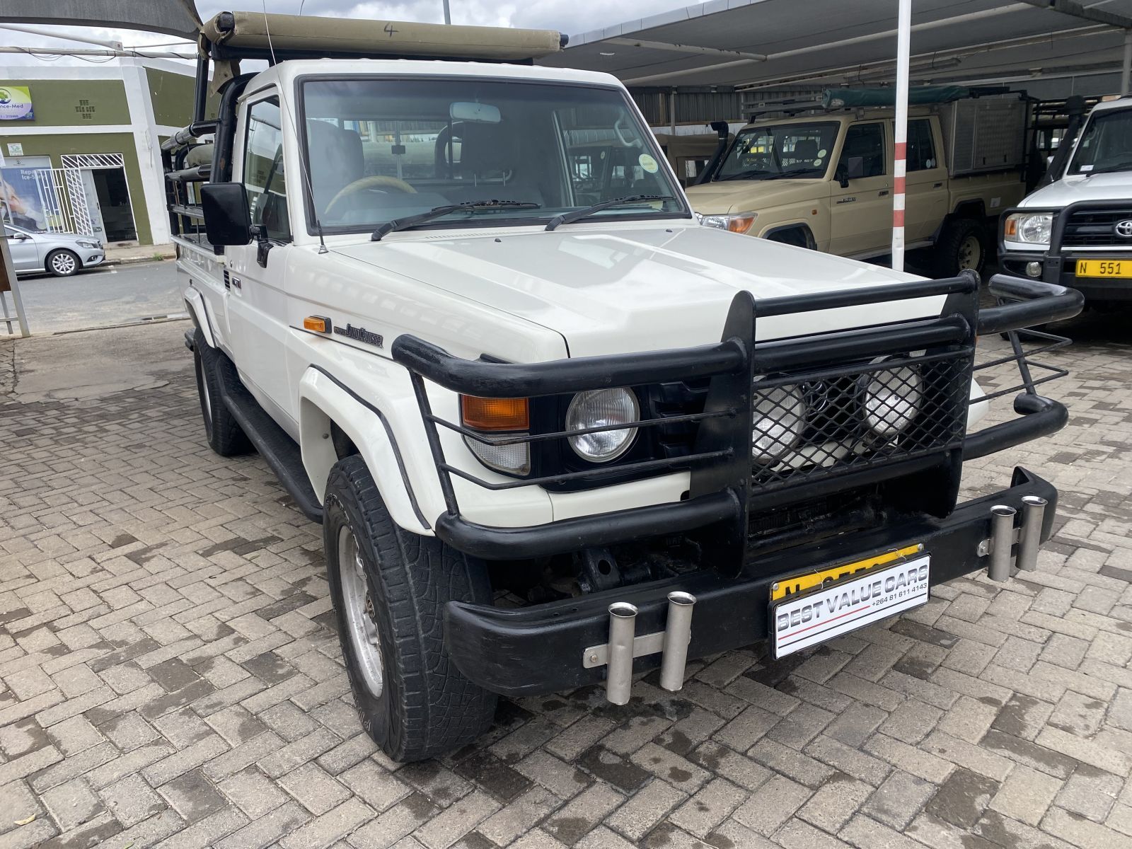 Toyota Land Cruiser 4.5 EFI Scab 4x4 in Namibia