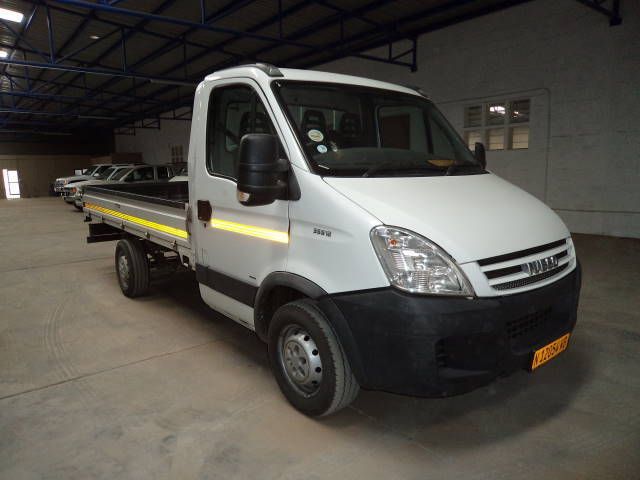 Iveco 3.5T TDI Dropside in Namibia