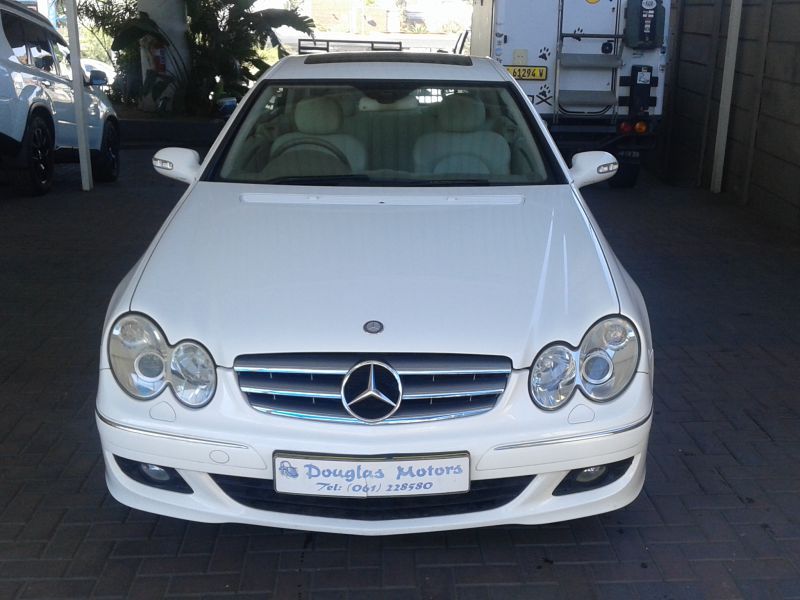 Mercedes-Benz CLK 350 Coupe A/T in Namibia