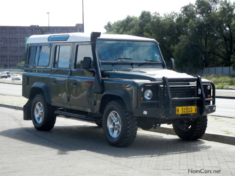 Land rover defender 2008