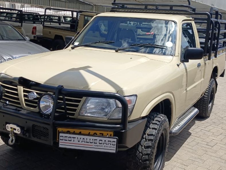 Nissan Nissan Safari 4.2 Diesel 4x4 scab in Namibia