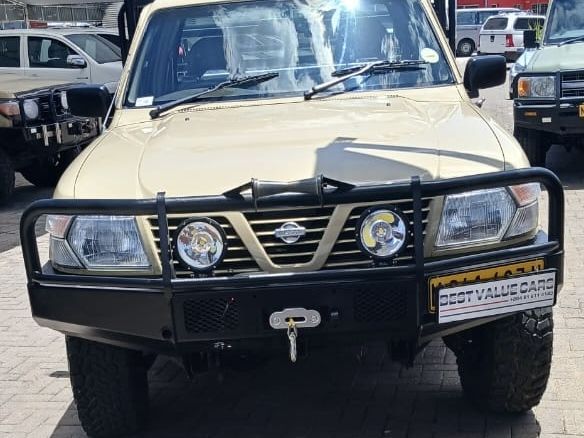 Nissan Nissan Safari 4.2 Diesel 4x4 scab in Namibia