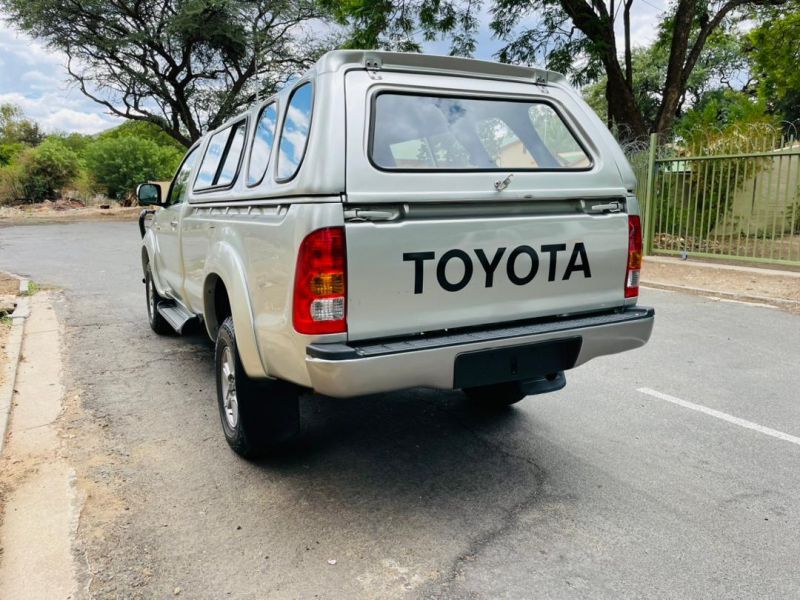 Toyota Hilux 2.7 Vvti in Namibia