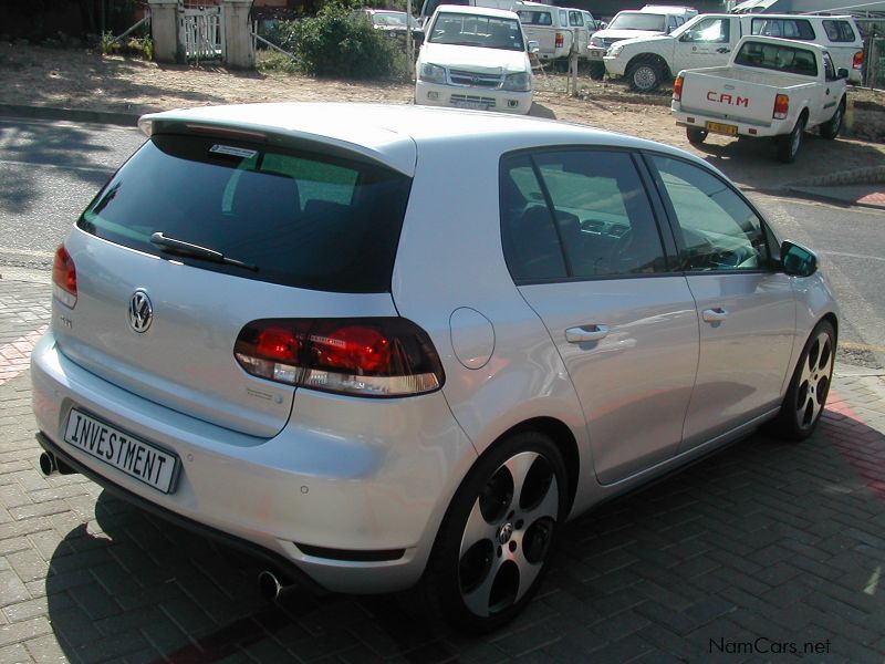 Volkswagen golf черный