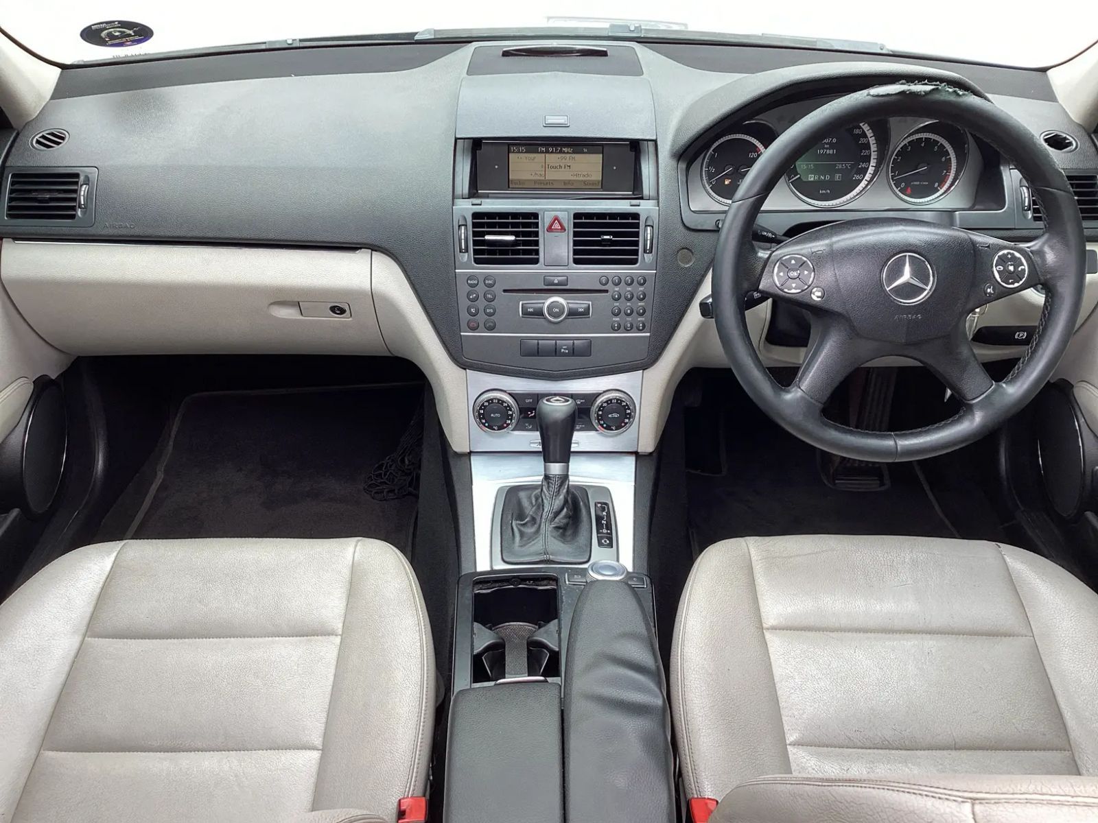 Mercedes-Benz C180 BE Avantgarde Auto in Namibia