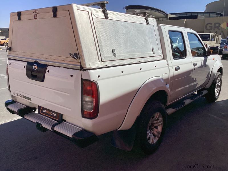 Used Nissan Hardbody Np300 2.4i Hirider 4x4 (k15/k36) D/C P/U | 2011 ...