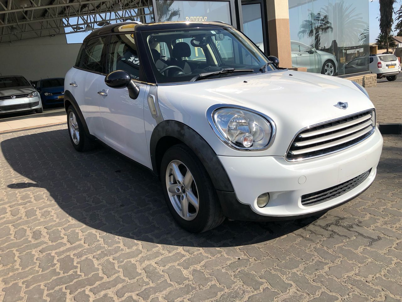 Mini Cooper  Crossover Base in Namibia