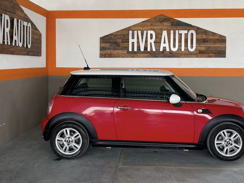 Mini Cooper 1.6l R56 A/T (Import) in Namibia