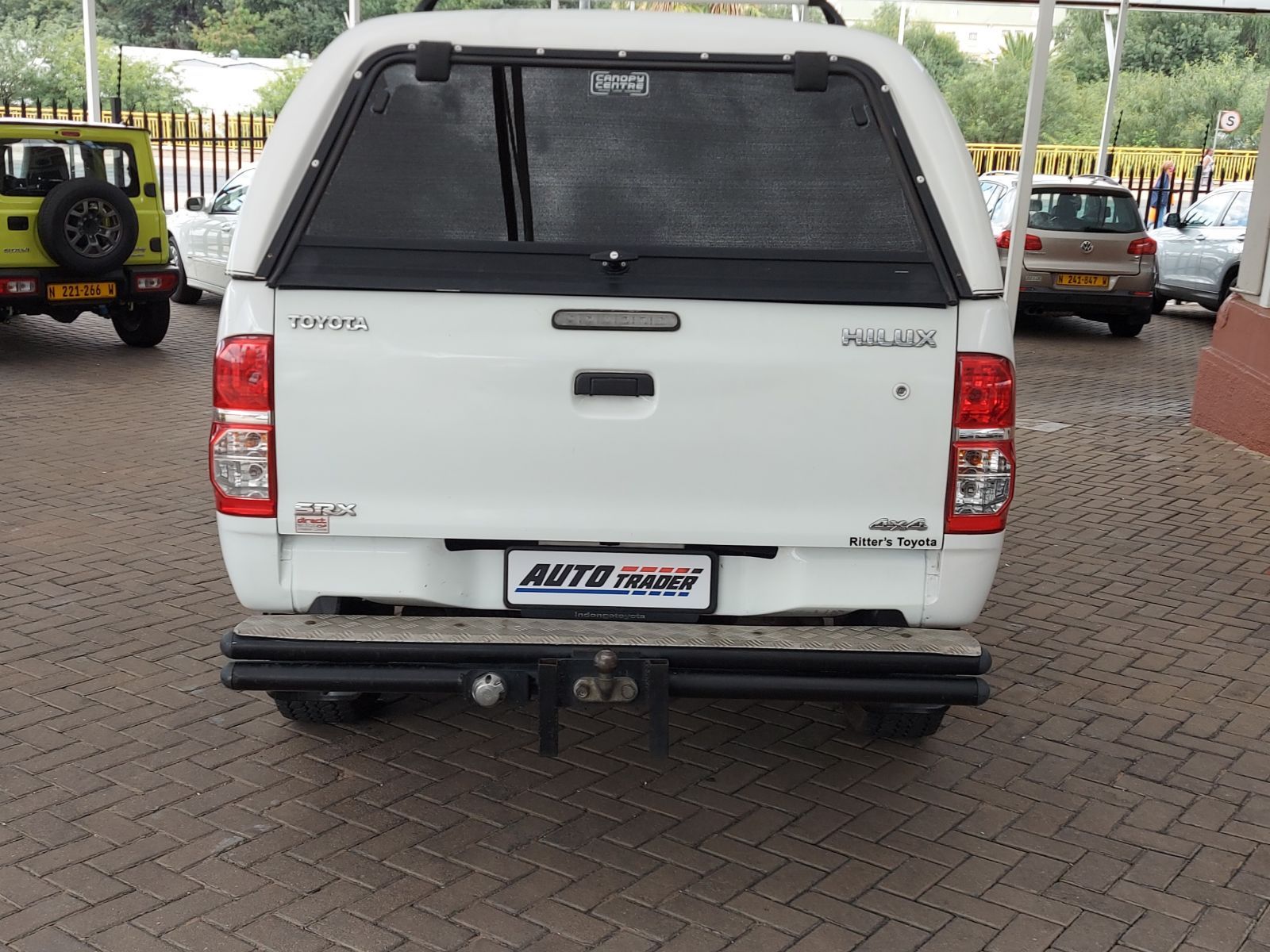 Toyota Hilux D4D SRX in Namibia