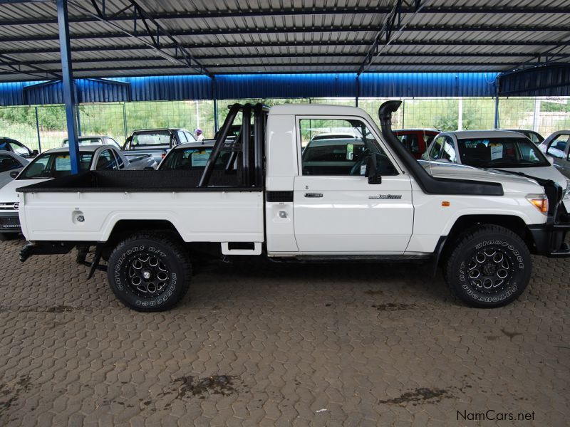 Used Toyota Landcruiser 40 V6 