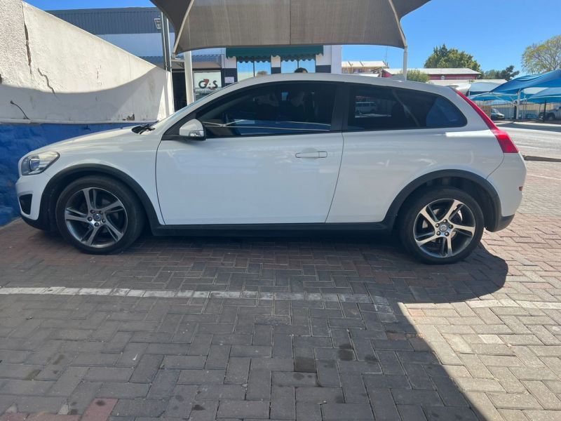 Volvo C30 2.0 Powershift in Namibia