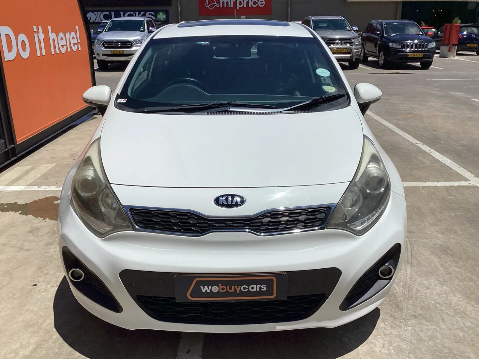 Kia RIO 1.4 TEC 5-Door in Namibia