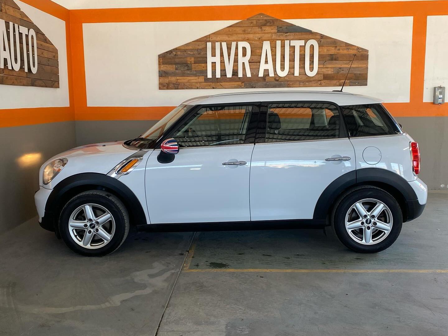 Mini Cooper Countryman in Namibia