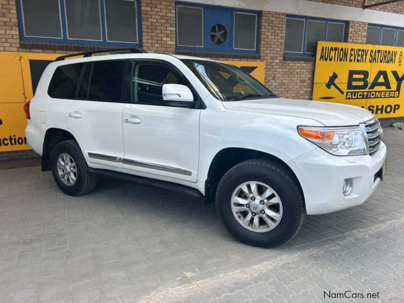 Toyota Land Cruiser 200 V8 4.5D VX in Namibia