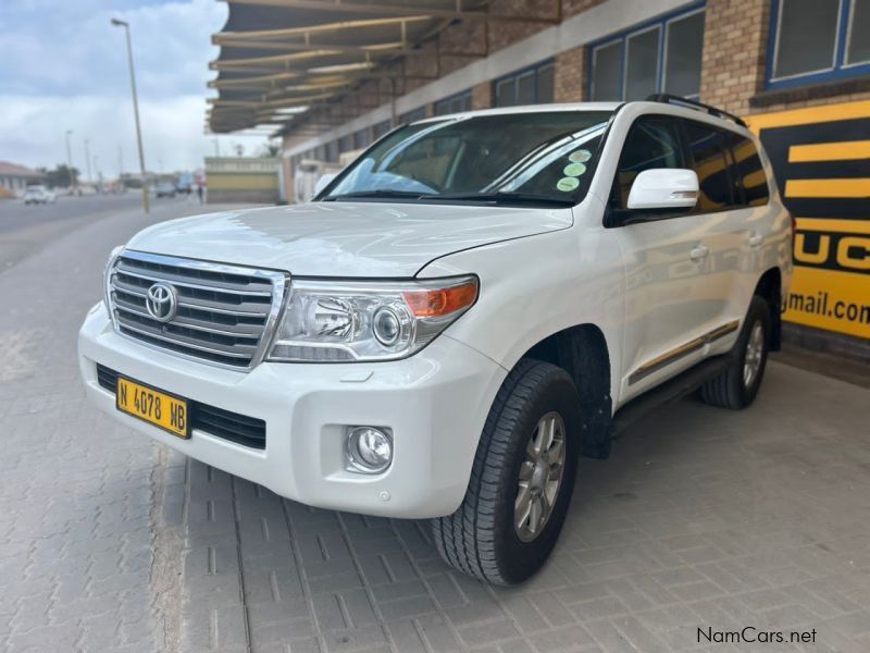 Toyota Land Cruiser 200 V8 4.5D VX in Namibia