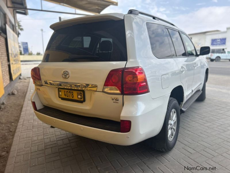 Toyota Land Cruiser 200 V8 4.5D VX in Namibia