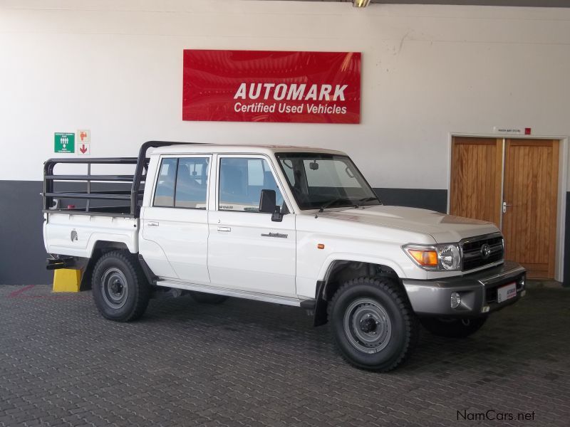 Used Toyota Land Cruiser V6 