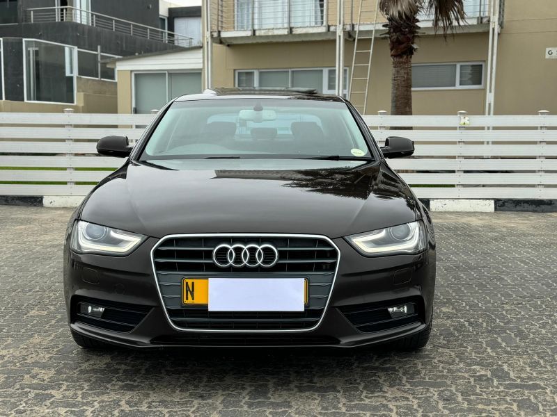 Audi A4 1.8 tfsi in Namibia