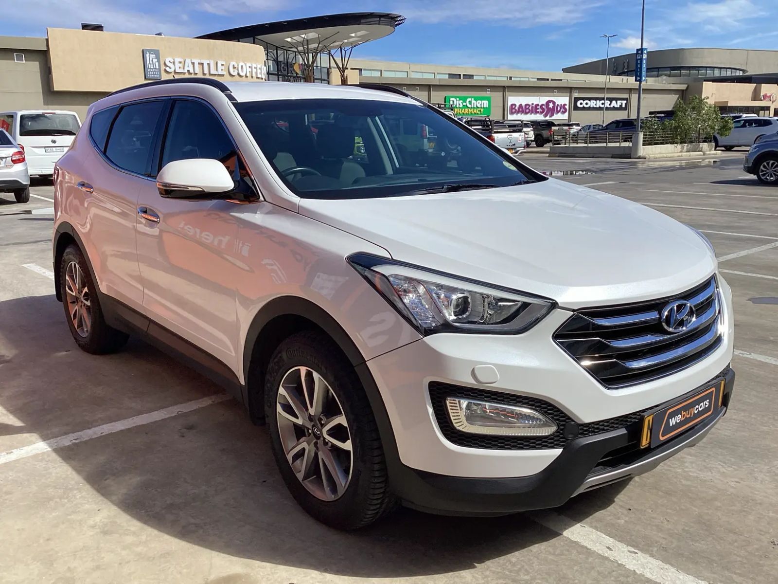 Hyundai Santa-FE R 2.2D AWD Exec 7S Auto in Namibia