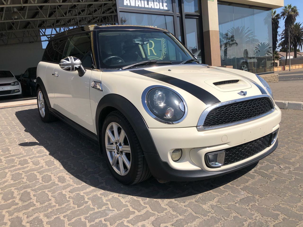 Mini Cooper s  1.6 Turbo in Namibia