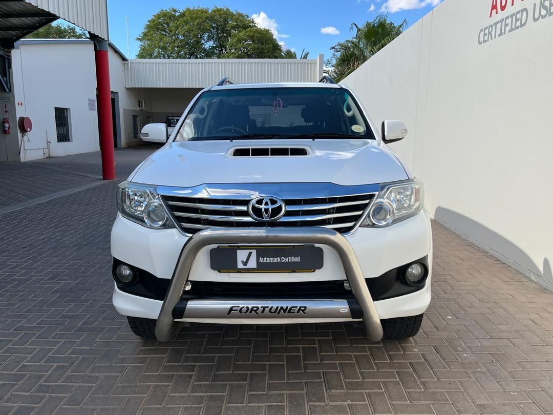 Toyota Fortuner 2.5 D-4D RB MT in Namibia