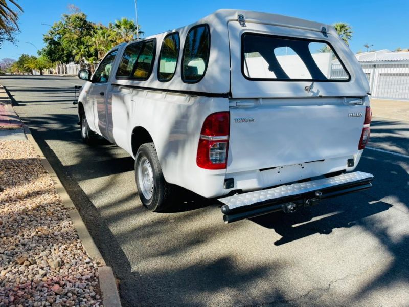 Toyota Hilux Vvti 2.0 in Namibia