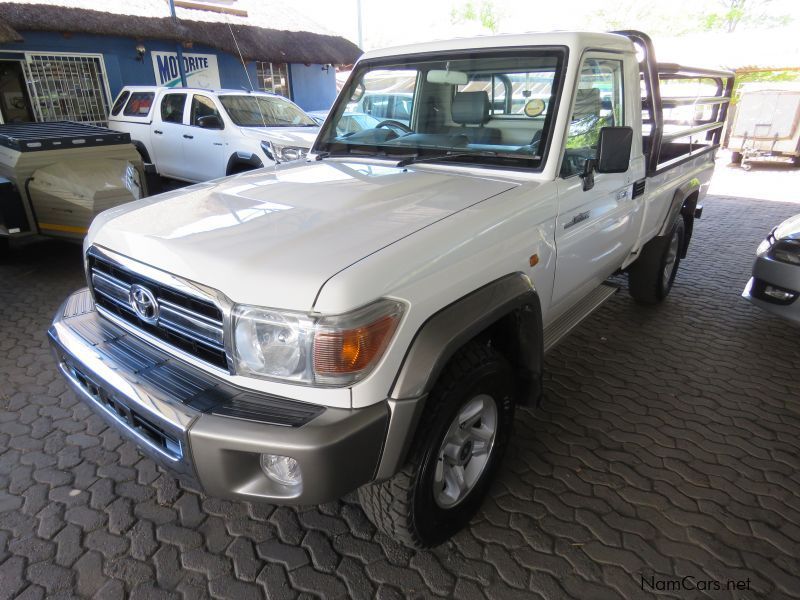 Used Toyota LANDCRUISER 4.2 DIESEL | 2014 LANDCRUISER 4.2 DIESEL for ...