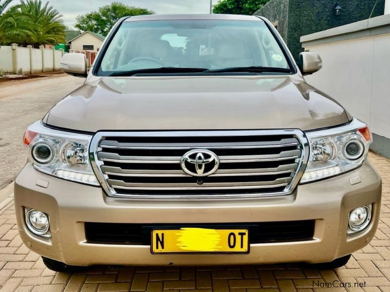 Used Toyota Land Cruiser 200 Vx 45 V8 Diesel 2014 Land Cruiser 200 Vx 45 V8 Diesel For Sale 3011