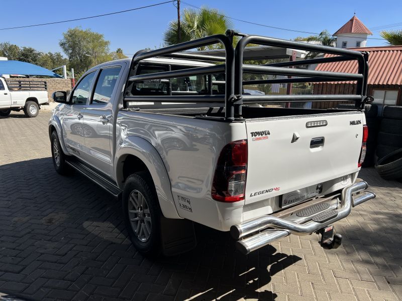 Toyota Hilux 3.0 D4D LEGEND 45 4X2 in Namibia