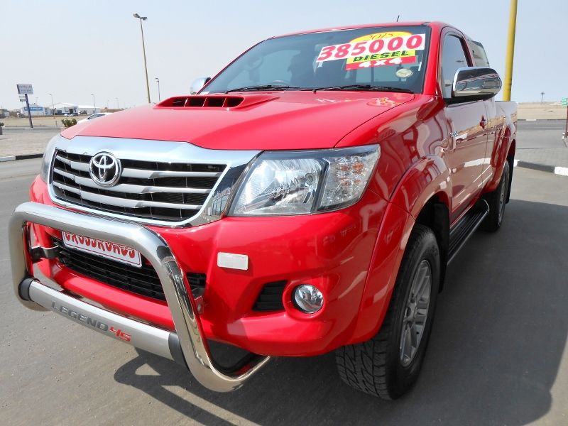 Toyota Hilux 3.0 D4D Legend 45 X/Cab 4x4 in Namibia